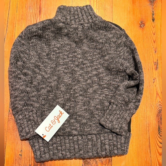 NWT Cat & Jack Quilted Black and Gray Kids Vest - Picture 5 of 5